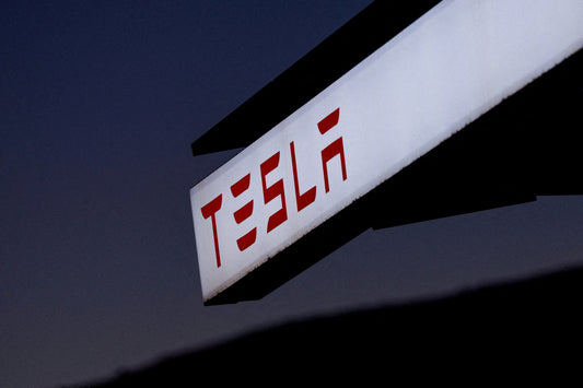 Tech Stocks Wobble as Tesla, Apple, and Amazon Erase Gains Amid Trade War Uncertainty