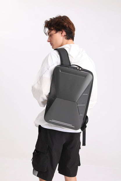 TOPABYTE Cyberbackpack - Mochila rígida antirrobo para portátil con candado TSA